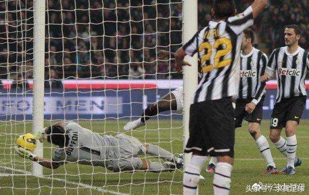 意大利布冯千场里程碑,布冯意甲最新比赛视频