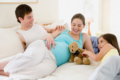 如何缓解孕期腰部疼痛,孕期如何缓解耻骨疼痛