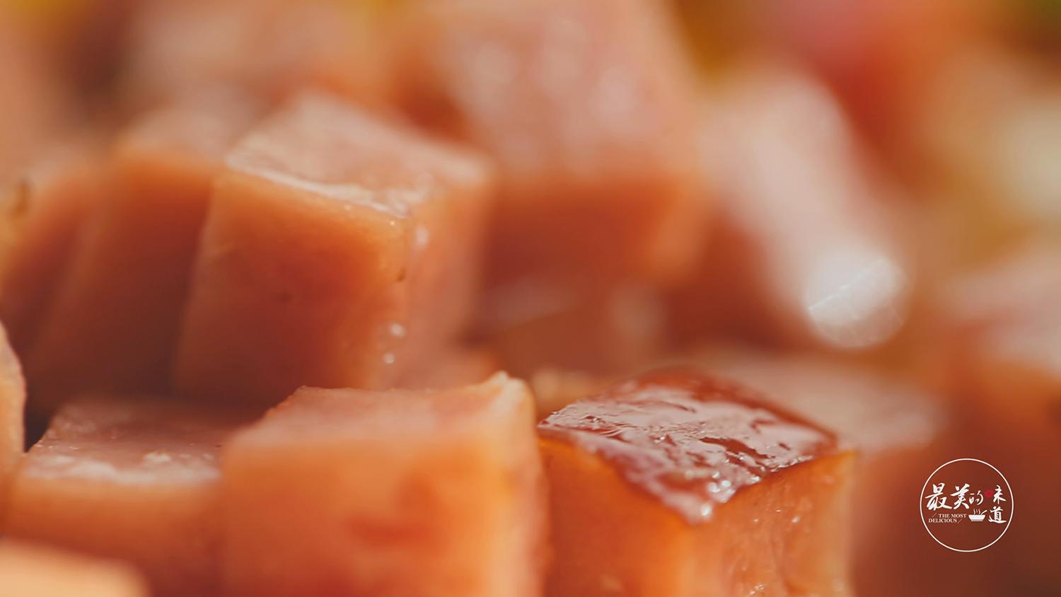 黄金虾仁炒饭视频,黄金虾仁炒饭