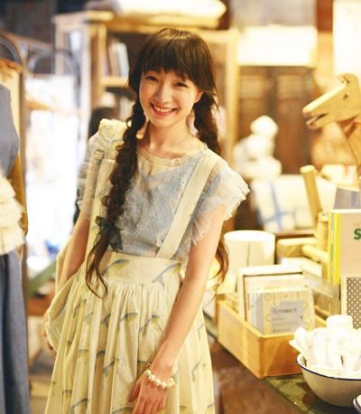 脸大做什么发型比较好看显脸小,发型男2020流行发型不烫脸大