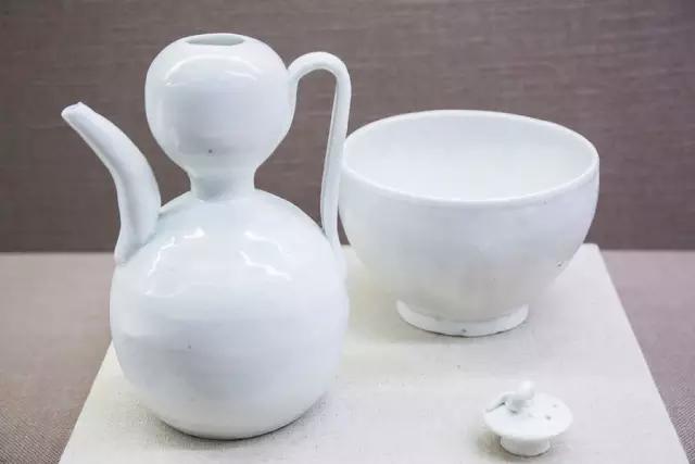 珍品撷英：图读宋元“闲事与雅器”