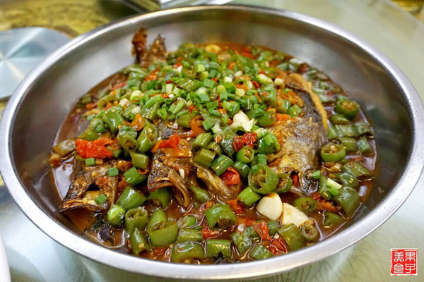 美女说龙兴，你不是一个没有故事的老菜馆！