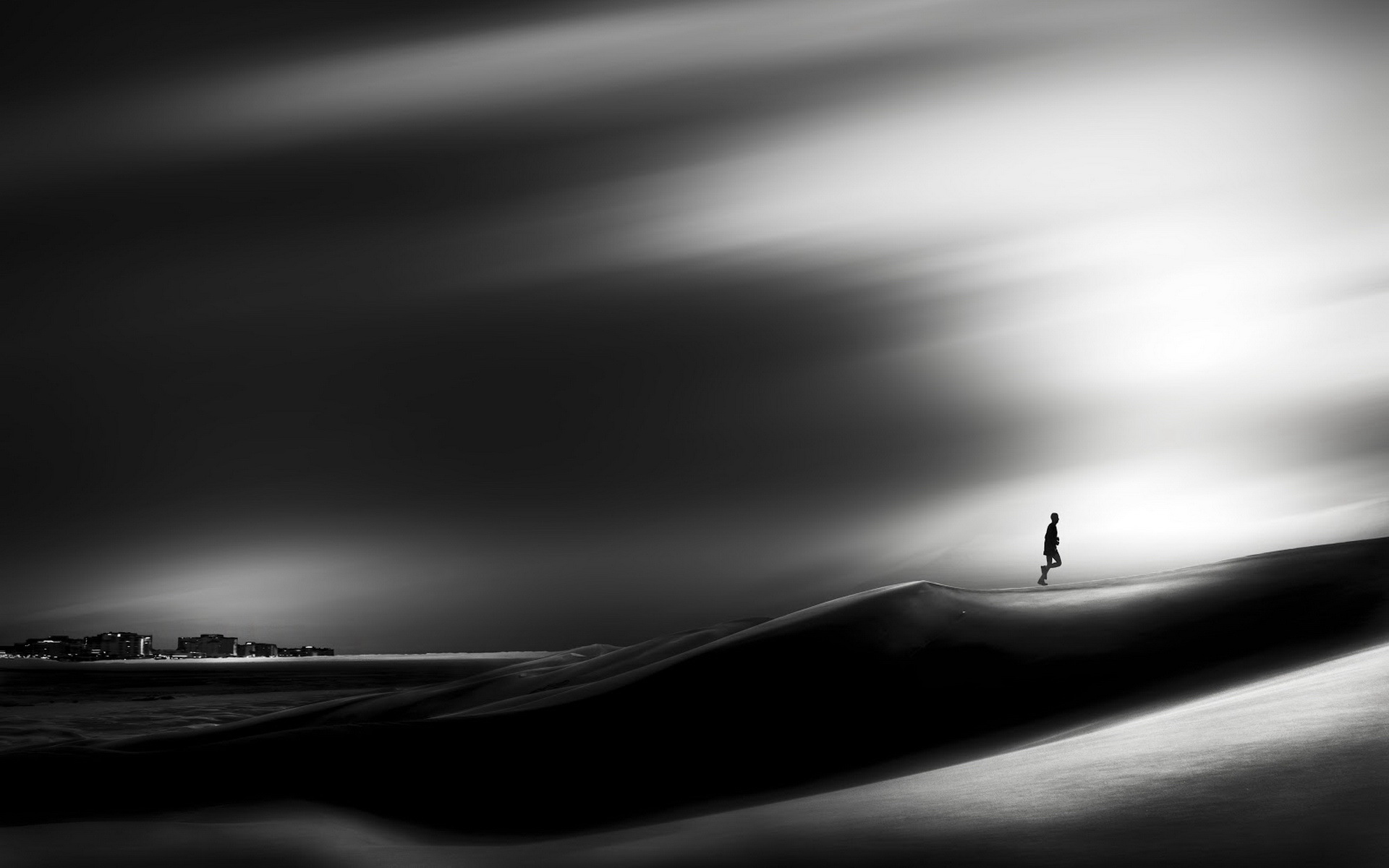 小镇警察局长为女尸失踪案挠破头，原来真相就藏在客栈的地下室