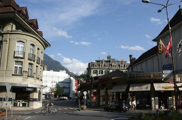 香港瑞士买表靠谱吗 (香港瑞士珠宝钟表有真表吗)