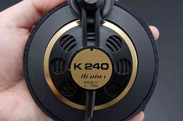 信仰靠边小编告诉你啥样的耳机堪称经典