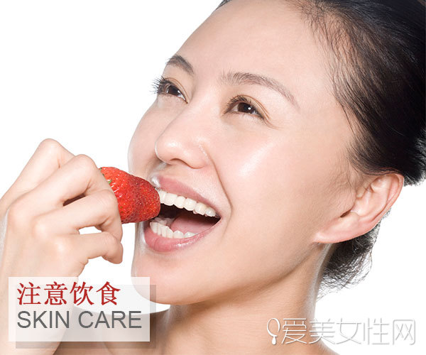 每次经期来额头长痘痘怎么调理,额头长痘痘吃什么中药调理