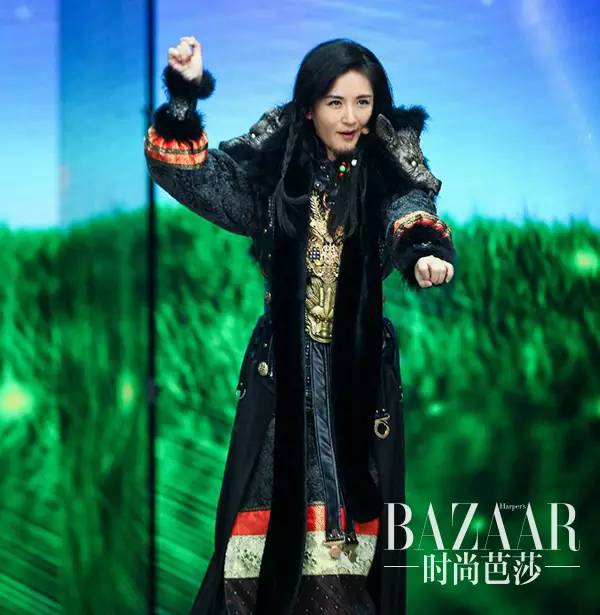 鸡血芭|为什么总是被刘涛帅一脸？因为她穿的不是西装而是铠甲