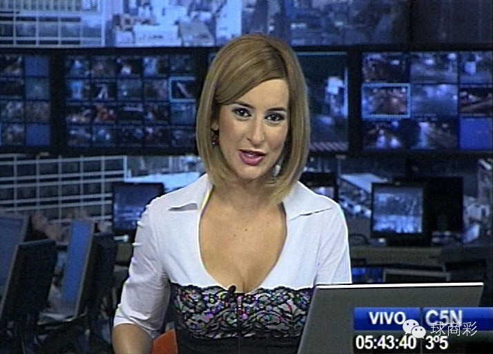 “三八”妇女节专题：飘满女人香的纪念碑球场