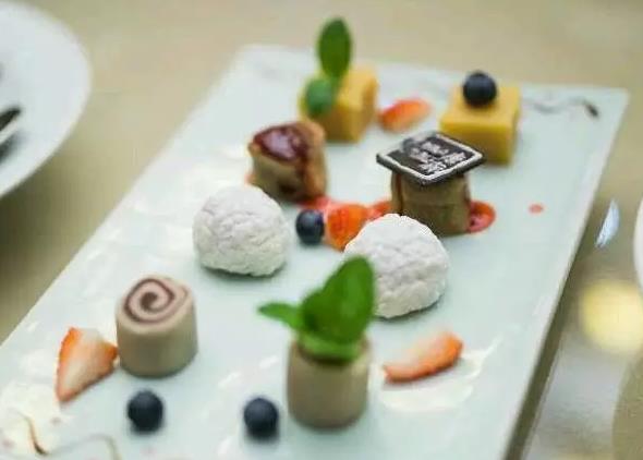 有浪漫情调的约会餐厅,北京情侣约会氛围感最强的餐厅