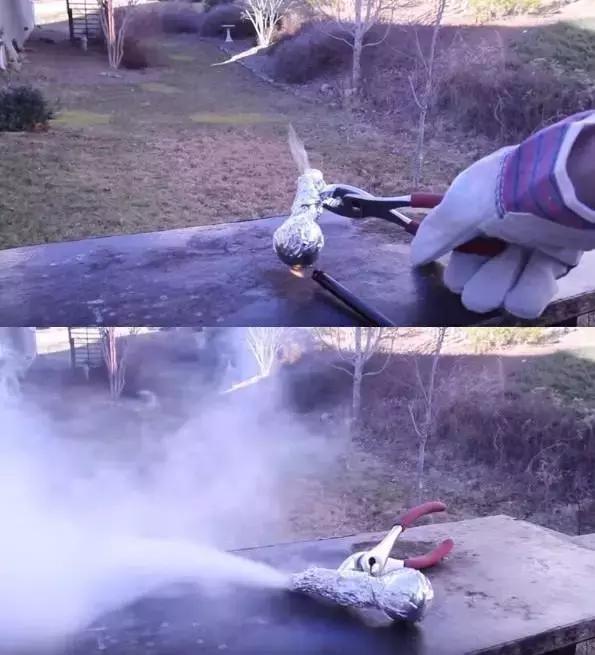 百年前的新材料，烧光了万千妇女的秀发，却拯救了大象推动了摄影