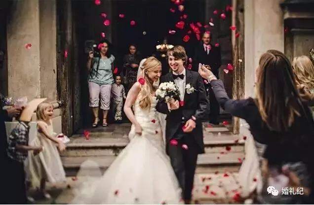 2017最受欢迎的5件堵门道具，全部加入购物车！十月新娘