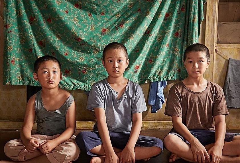 《许三观*血卖**记》：有些人，光是为了活着就已经拼尽全力了