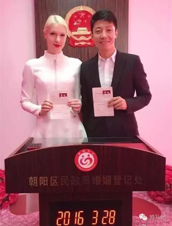 七夕穿什么衣服领证,第一次领证的时候应该穿什么