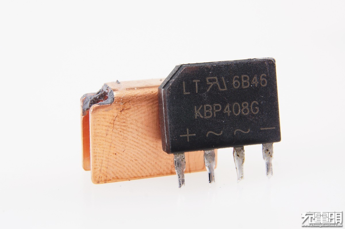 6650毫安充电器,628元电池充电器