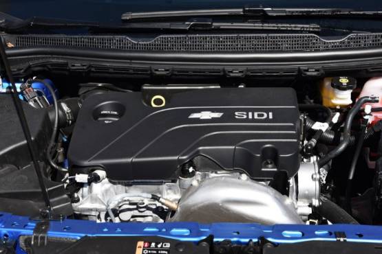 经典科鲁兹和思域怎么选,全新科鲁兹两厢车评测视频大全