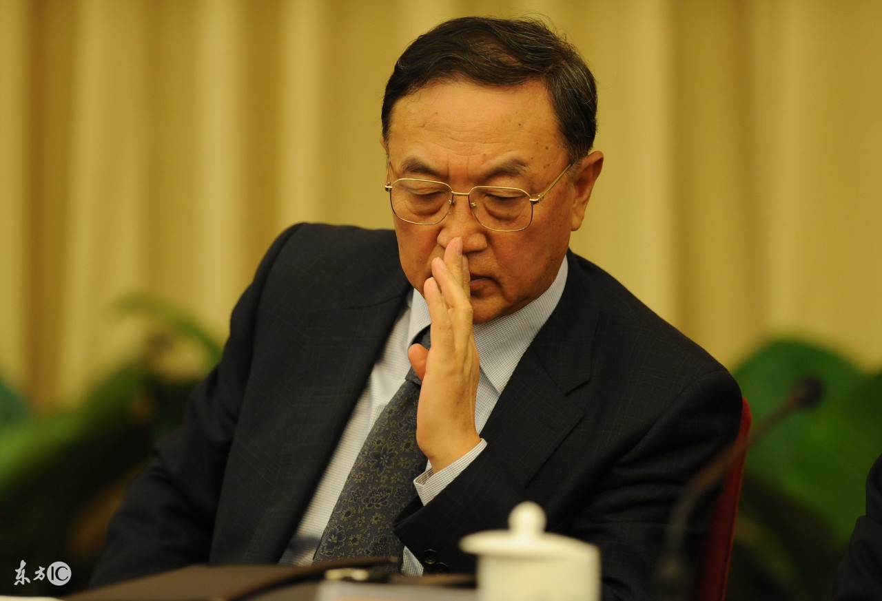 柳传志、马云、王石、雷军等大佬焦虑背后：他们到底在“怕”啥？