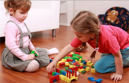 怎么教孩子玩积木,孩子玩积木怎么玩