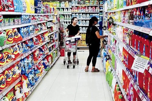 洗衣液和洗衣粉洗衣服会产生什么,洗衣液加洗衣粉洗衣服会更干净吗