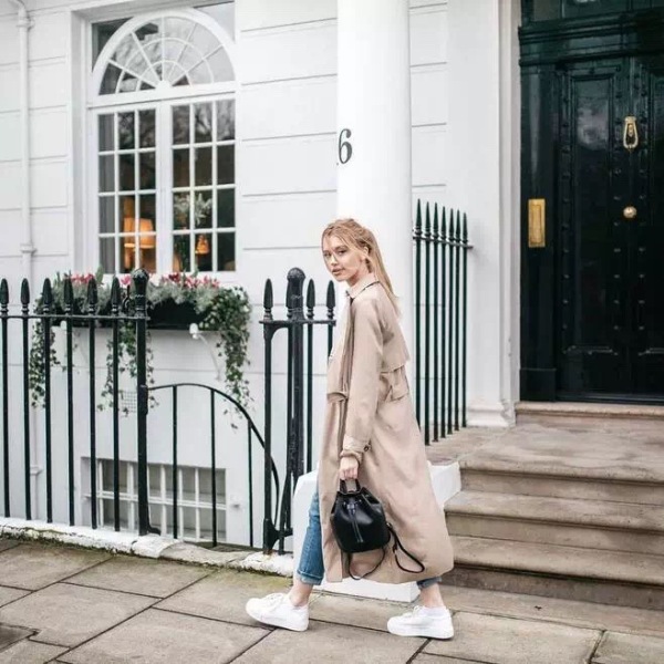 淘宝上比专柜便宜的衣服是正品吗,淘宝上比批发市场便宜的东西