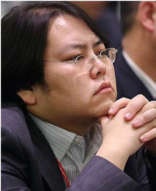 与山西首富离婚，母亲国家一级演员，整容过度今无人敢娶无戏可演