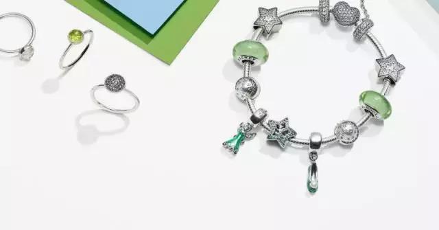 卡地亚设计师钉子手镯,卡地亚的珠宝设计师