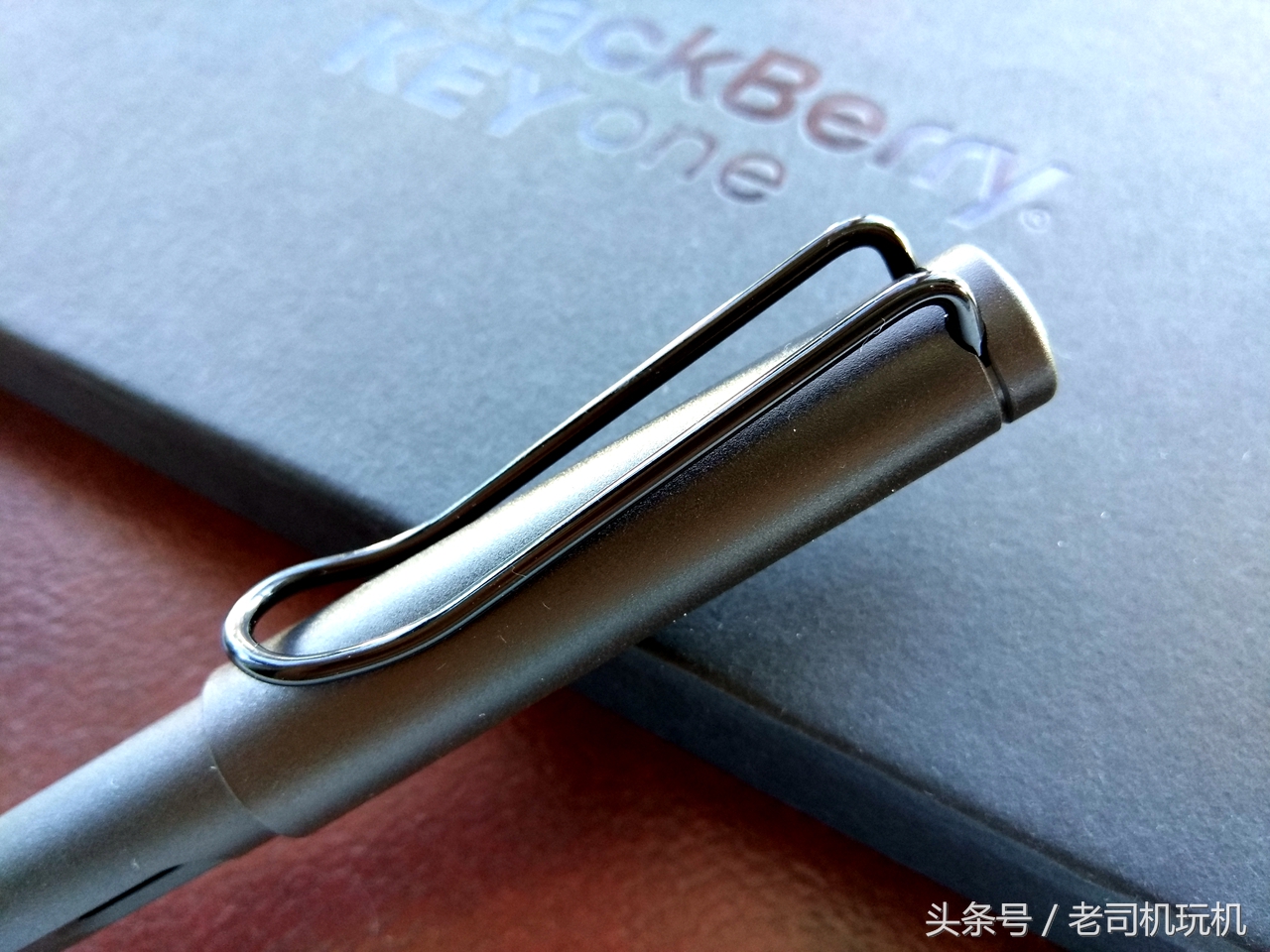 黑莓keyone选哪个颜色,黑莓keyone国行版正式发布