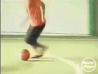 足球过人技巧小学生五年级,五人足球过人实用技巧