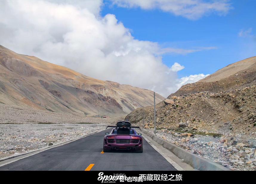 开辆超跑去*藏西**！最后看看几百万的奥迪R8破成啥样了？