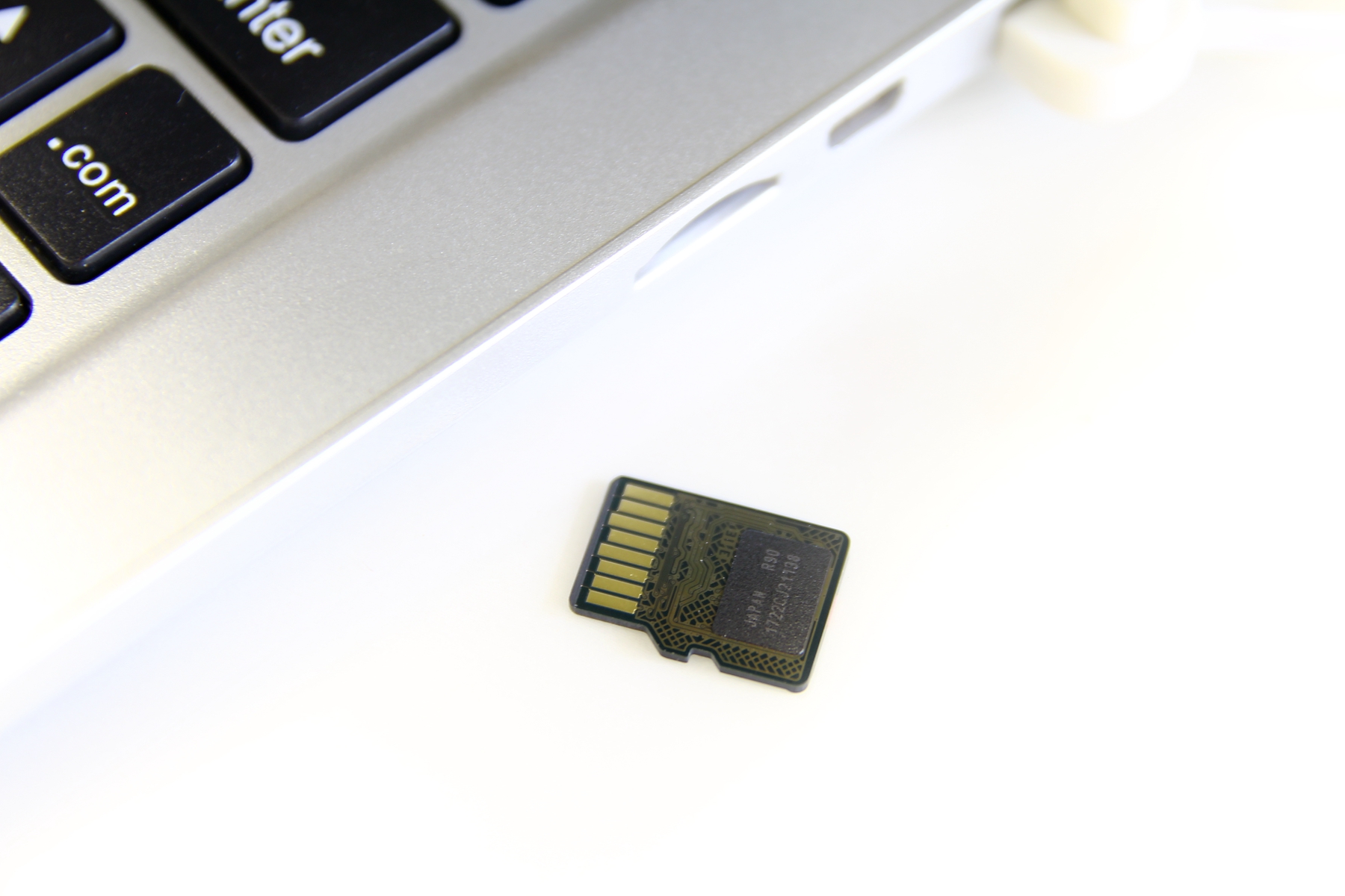 现在的tf卡为什么那么低价,tf卡哪个速度最快