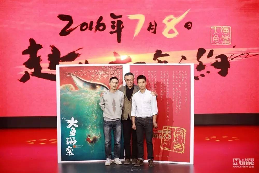 铁道路口动画片,站在十字路口动画片