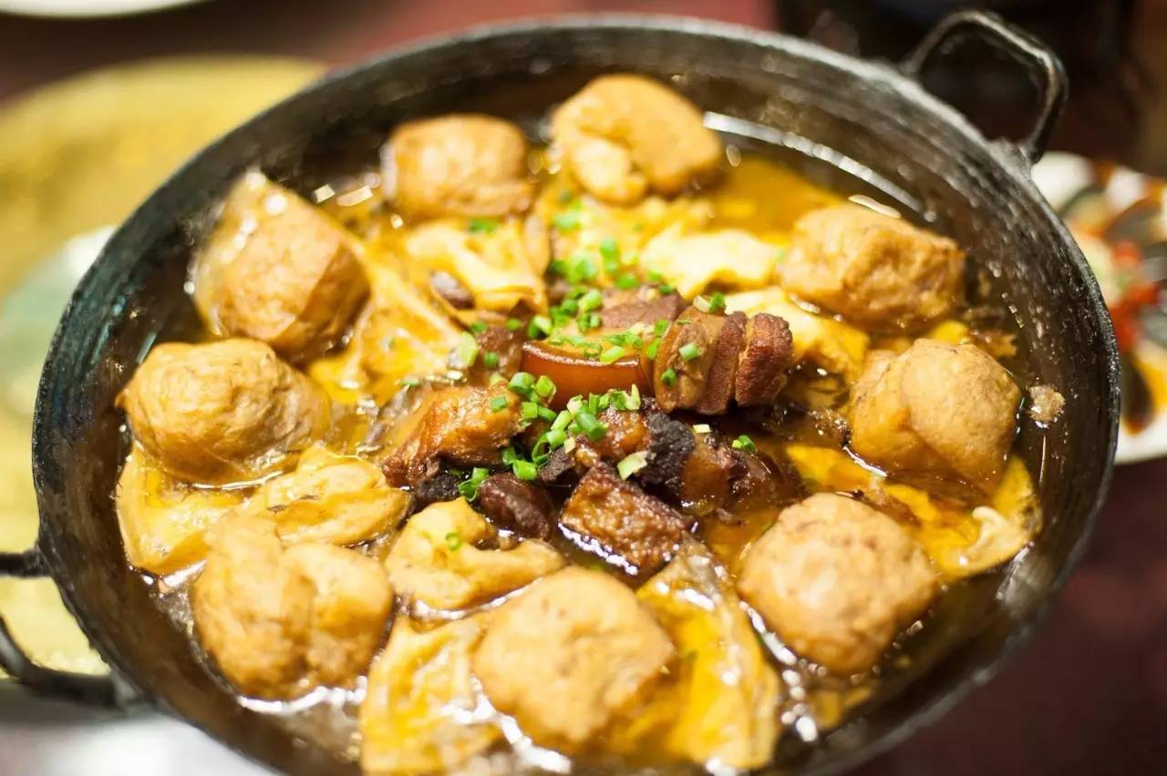 安徽黄山特点美食年糕,黄山西格玛腊味美食