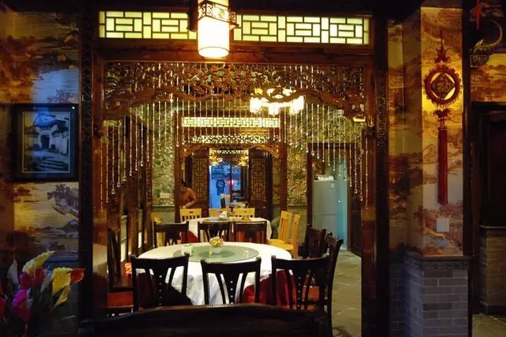 安徽黄山特点美食年糕,黄山西格玛腊味美食