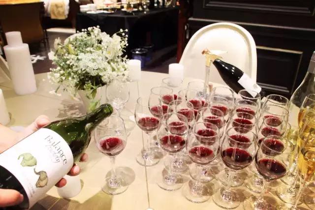 葡萄酒为什么要醒酒才喝,葡萄酒怎么醒酒要醒多久