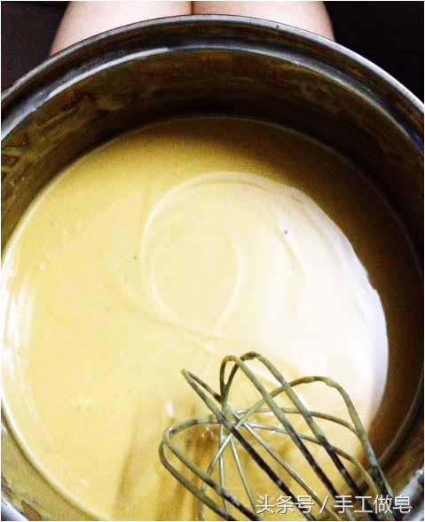 迷迭香红糖纯茶油手工皂步骤分享