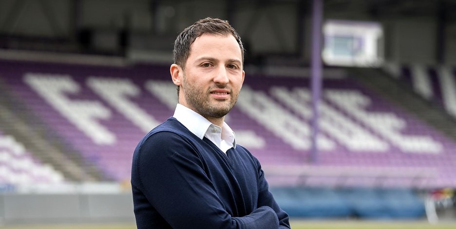 2000万欧元足球教练,3000万欧元教练