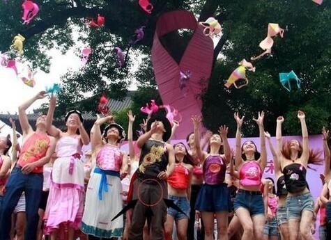 王楠微笑,王楠全程微笑享用比赛