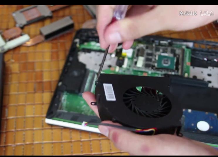 热能爆炸时拯救笔记本清灰