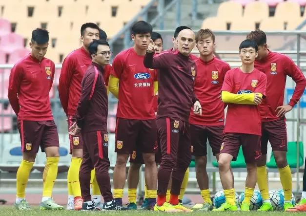 u22国足对乌兹别克,国足u22对印尼