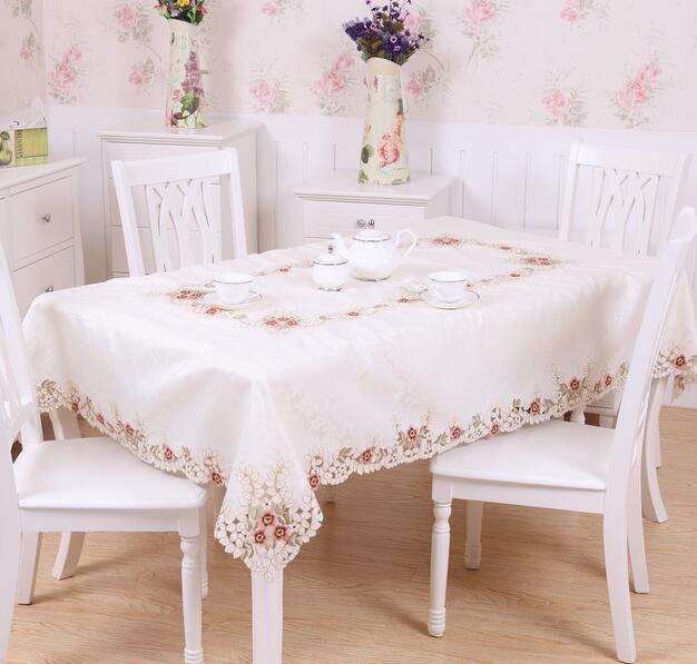 用什么样的桌布显得桌子整洁干净,透明桌布怎么铺桌子好看
