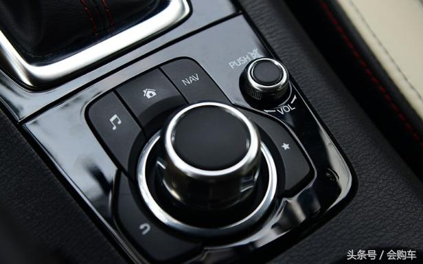 凌渡昂克赛拉名图怎么选,2021款凌渡对比次世代昂克赛拉