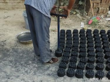 人工怎么制作煤球,制作打煤球神器