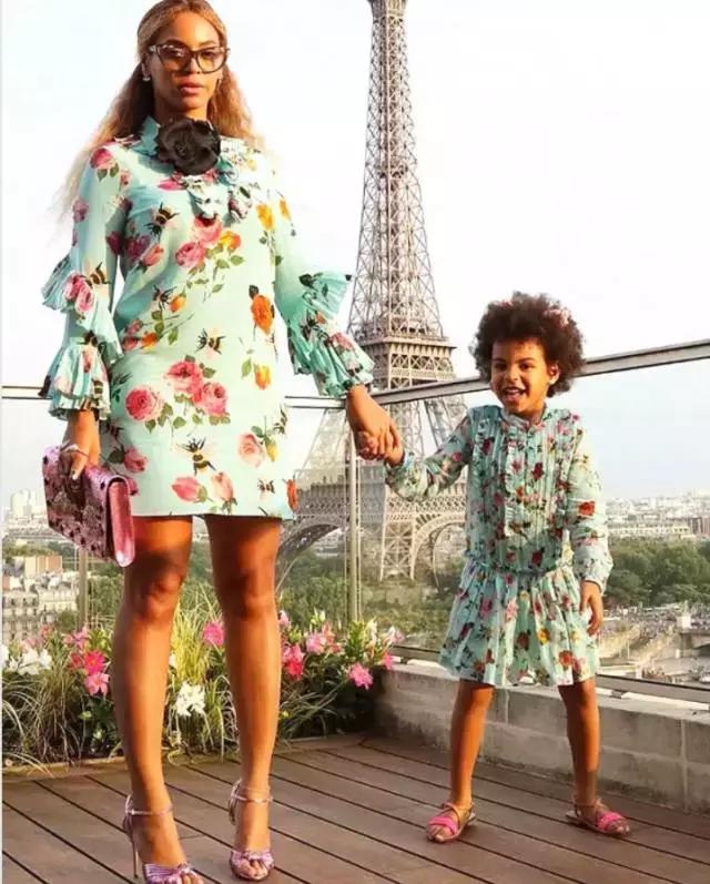 去旅游拍的风景照怎么发朋友圈,怎么给朋友圈的旅游照点评