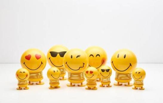 要玩｜小黄豆表情包弹簧仔星球大战典藏版酒瓶卡拉梦软萌毛毯