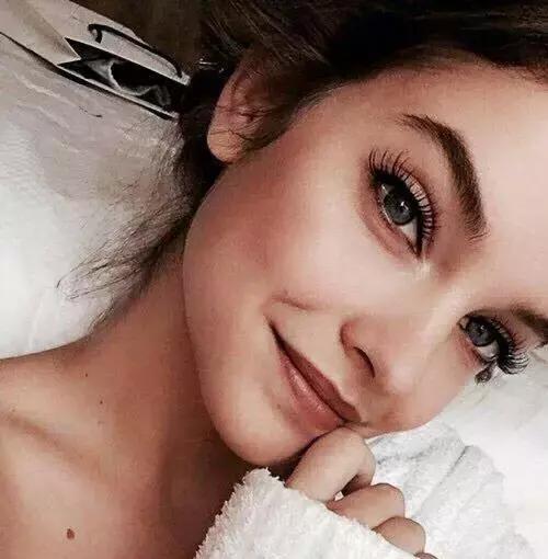 睫毛怎么刷又长又密又好看,怎样刷睫毛睫毛会变得更长