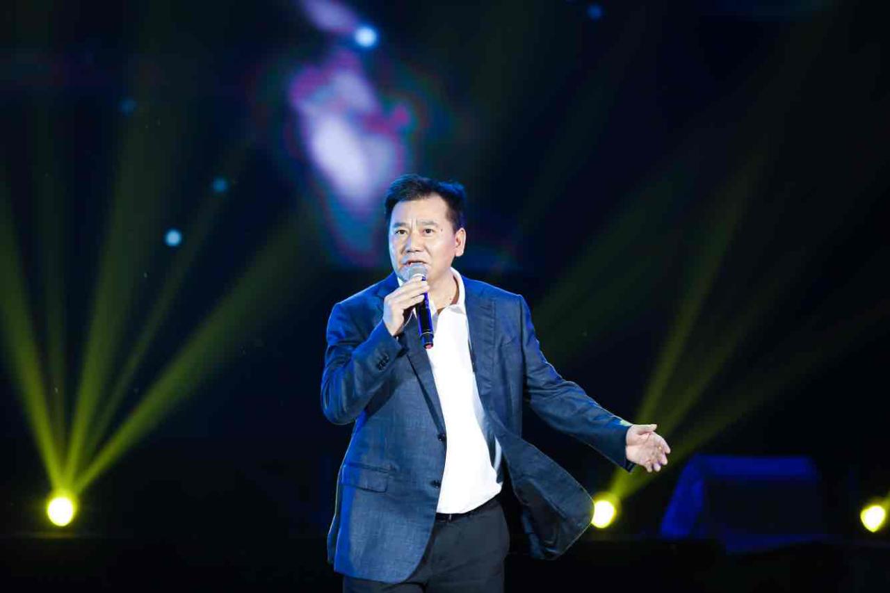 张近东苏宁之夏完整版,张近东恋曲苏宁之夏晚会