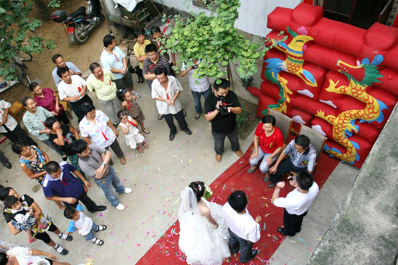 如何根据生辰八字选择结婚吉日,如何用生辰八字选择结婚吉日