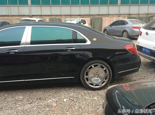 迈巴赫汽车贴玻璃膜多少钱,迈巴赫贴车膜好吗