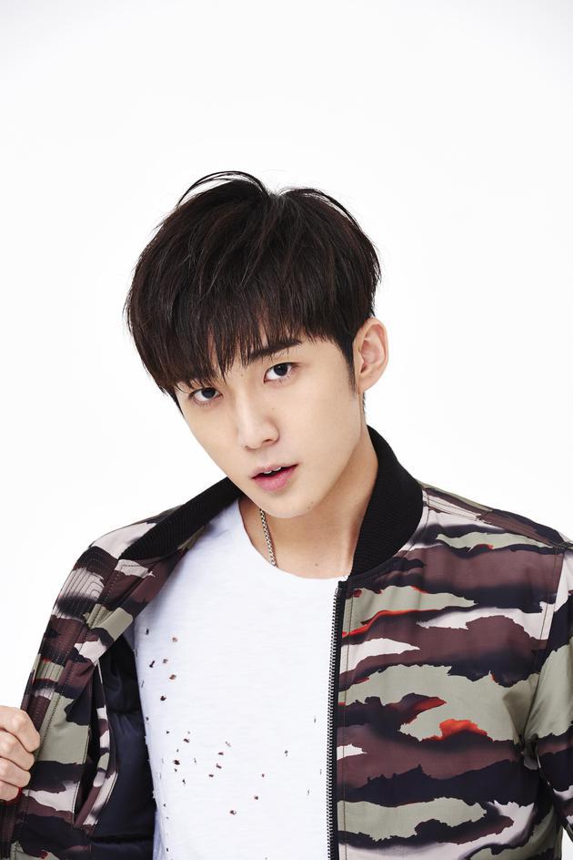 开学季｜校园又冒出多少高颜值的新生，学校门卫可以卖票参观啦