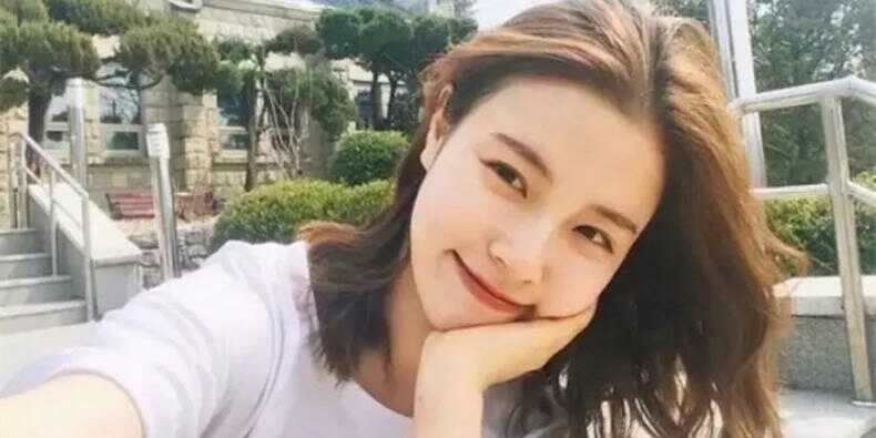 什么烫发不容易看出来,如何判断烫发自己适合