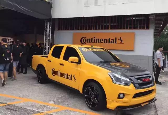 九代本田思域2.0s零百加速,十代本田思域1.5t涡轮